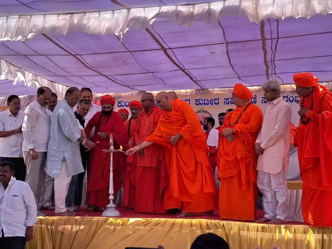 ತಳ ಸಮುದಾಯಗಳನ್ನು ಮುಖ್ಯವಾಹಿನಿಗೆ ತರುವುದು ಅಗತ್ಯ – ಸ್ವಾಮೀಜಿಗಳ ಅಭಿಪ್ರಾಯ