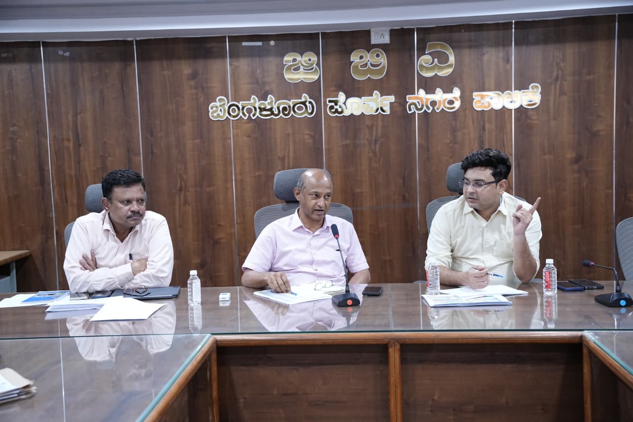 ಎನ್ಬಿಸಿ ನಿಯಮದಂತೆ ಅನುಮತಿಸಲಾದ ಎತ್ತರಕ್ಕಿಂತ ಹೆಚ್ಚಿನ ಎತ್ತರದ ಕಾಂಪೌಂಡ್ ಗೋಡೆ ಕಟ್ಟಡಗಳಿಗೆ ನೋಟಿಸ್ ನೀಡಿ – ಡಿ.ಎಸ್. ರಮೇಶ್