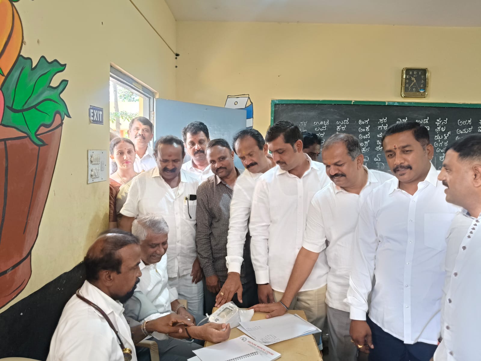 ಕ್ಯಾಲಸನಹಳ್ಳಿ ಸರ್ಕಾರಿ ಶಾಲೆಯಲ್ಲಿ ವಿದ್ಯಾರ್ಥಿಗಳಿಗೆ ಉಚಿತ ಆರೋಗ್ಯ ತಪಾಸಣೆ