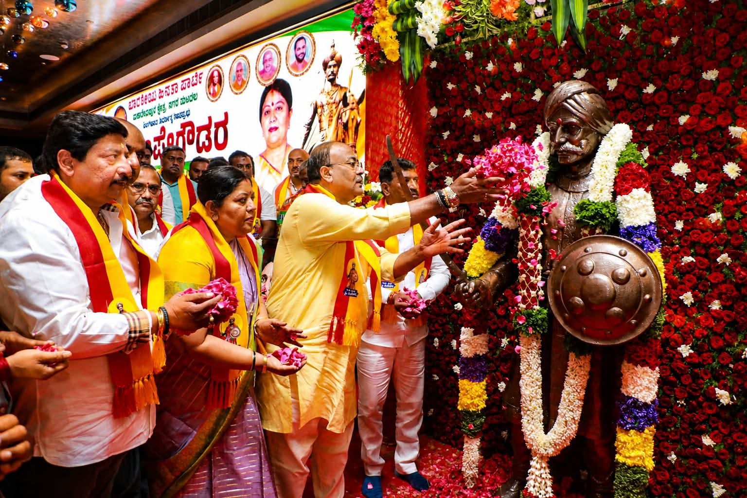 ಕೆಂಪೇಗೌಡರು ಸುಂದರ ಬೆಂಗಳೂರು ನಿರ್ಮಿಸಿದ ಮಹಾನ್ ನಾಯಕ