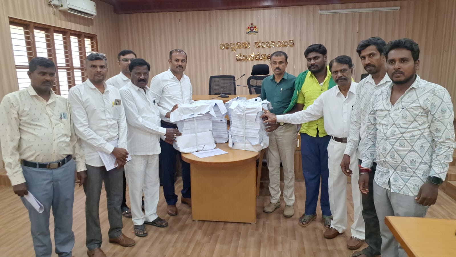 ಹೊಸಕೋಟೆಯಲ್ಲಿ ಎಸ್‌ಐಆರ್ ಪ್ರಕ್ರಿಯೆಯಲ್ಲಿ 26 ಸಾವಿರ ಮತದಾರರ ಹೆಸರು ಡಿಲೀಟ್.